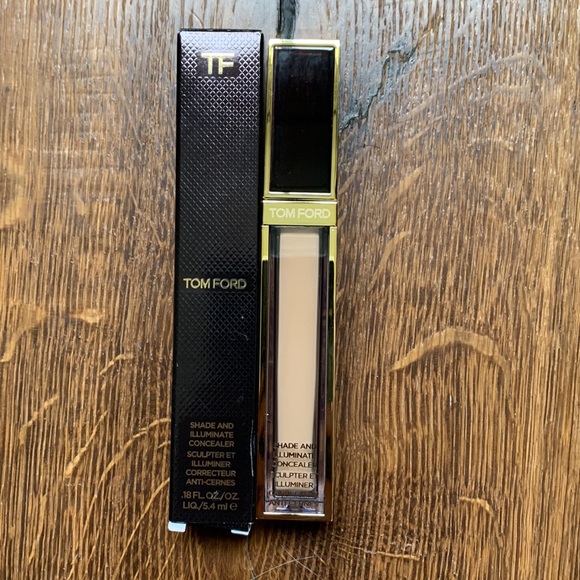 Tom Ford Shade and Illuminate Concealer Taupe BNIB - Picture 3 of 4
